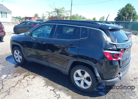 2018 Jeep Compass Latitude Fwd z USA, uszkodzony, nr VIN 3C4NJCBB5JT194919
